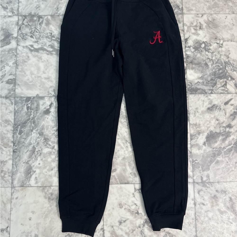 Lululemon Alabama Script A Scuba Joggers